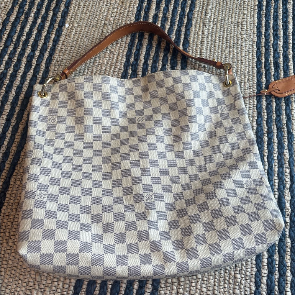 Authentic Louis Vuitton Purse